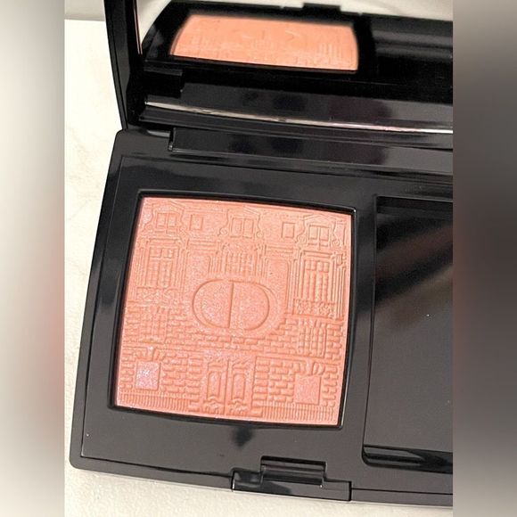⭐️HOST PICK⭐️ DIOR Holiday Atelier of Dreams Limited Edition Blush - Picture 3 of 5